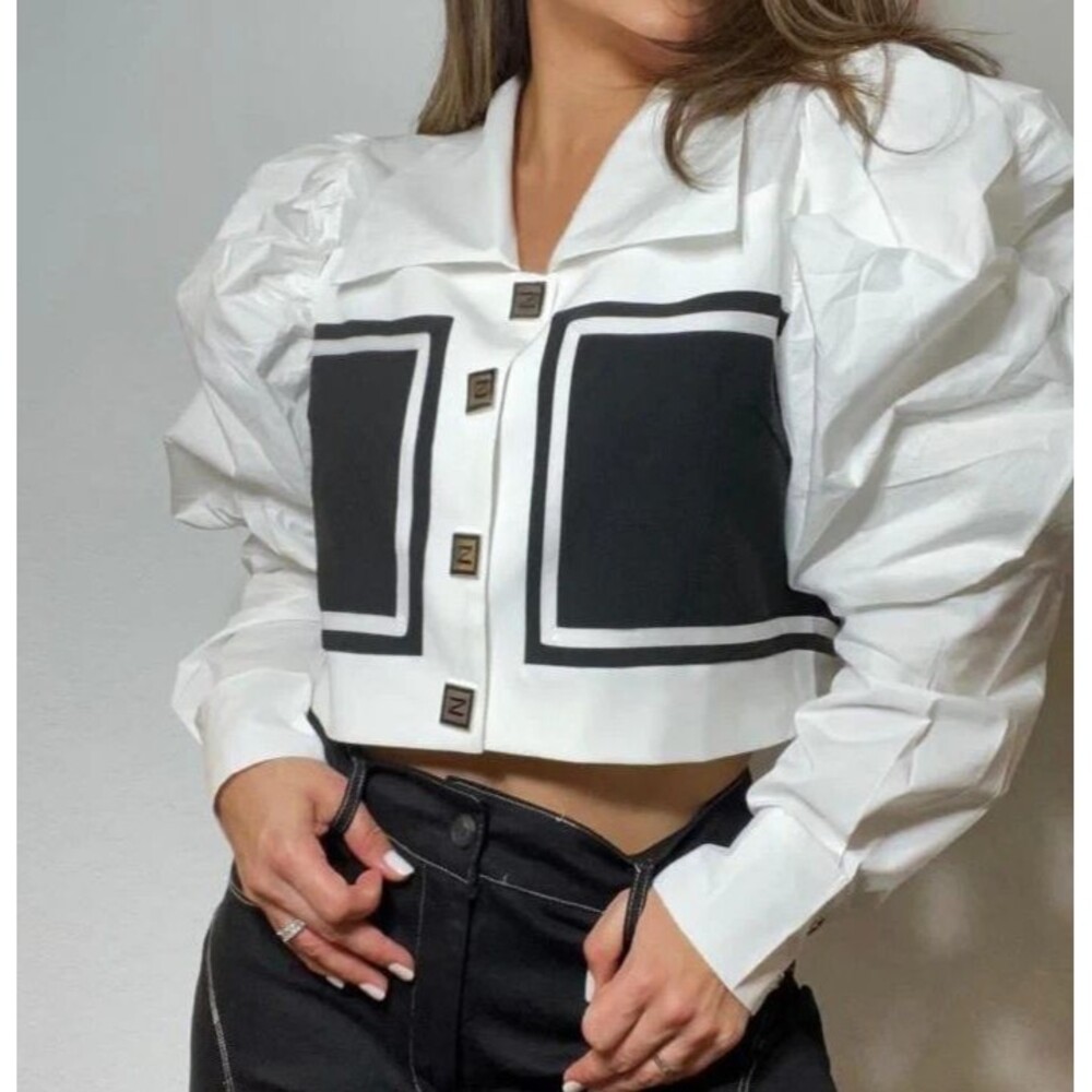 Beulah Style Women Jacket White Black Puf Sleaves Big Square Hearts Buttons